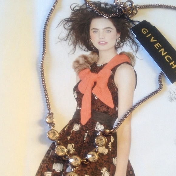 COPY - New - Givenchy brown gold y-necklace - Picture 3 of 4